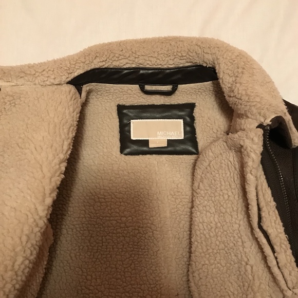 Youth boys size 7 Michael Kors Shearling - Picture 3 of 7